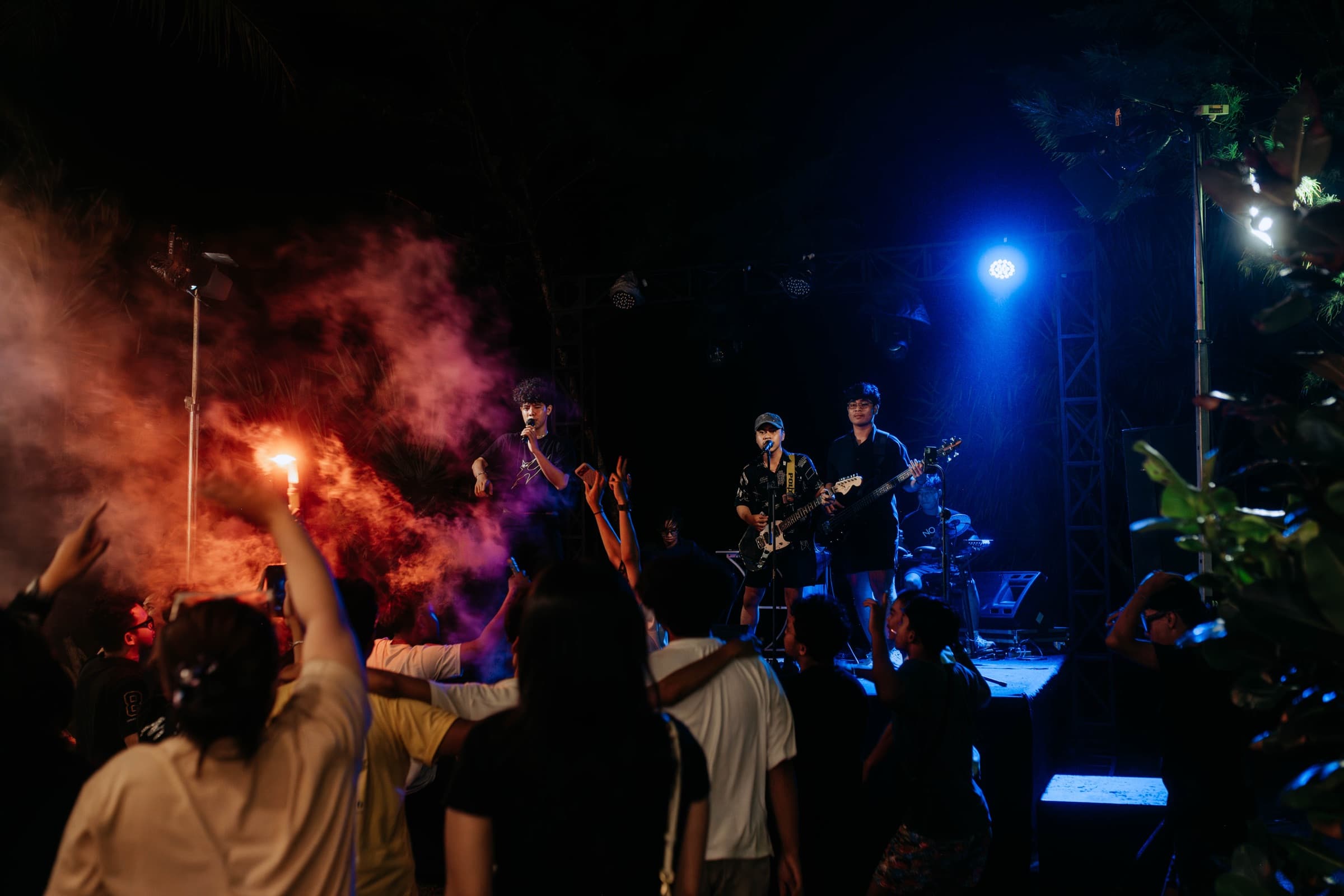 Band tampil di panggung HSN Music, Summer Camp Pangandaran